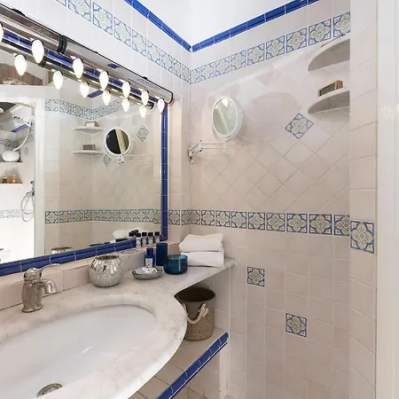 Stunning Flat With Terrace In Trastevere * Rome