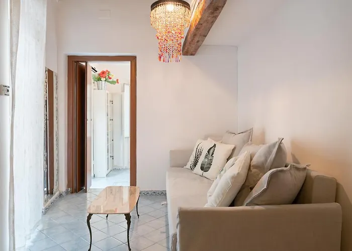 Stunning Flat With Terrace In Trastevere * Рим