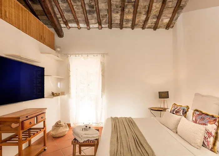 Stunning Flat With Terrace In Trastevere Апартаменты