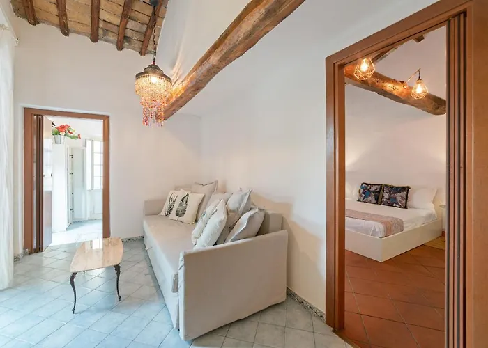 Stunning Flat With Terrace In Trastevere * Рим